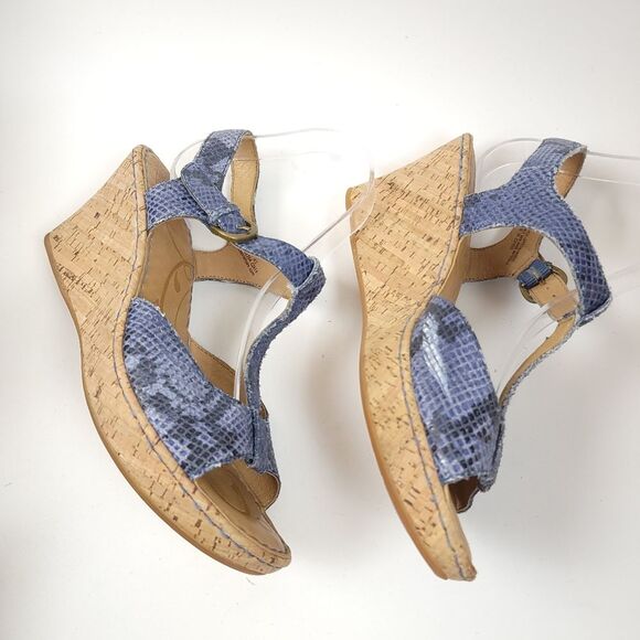 BORN MARES suede snake skin t-strap Blue Size 10 Wedge Sandal Shoes - Picture 10 of 12